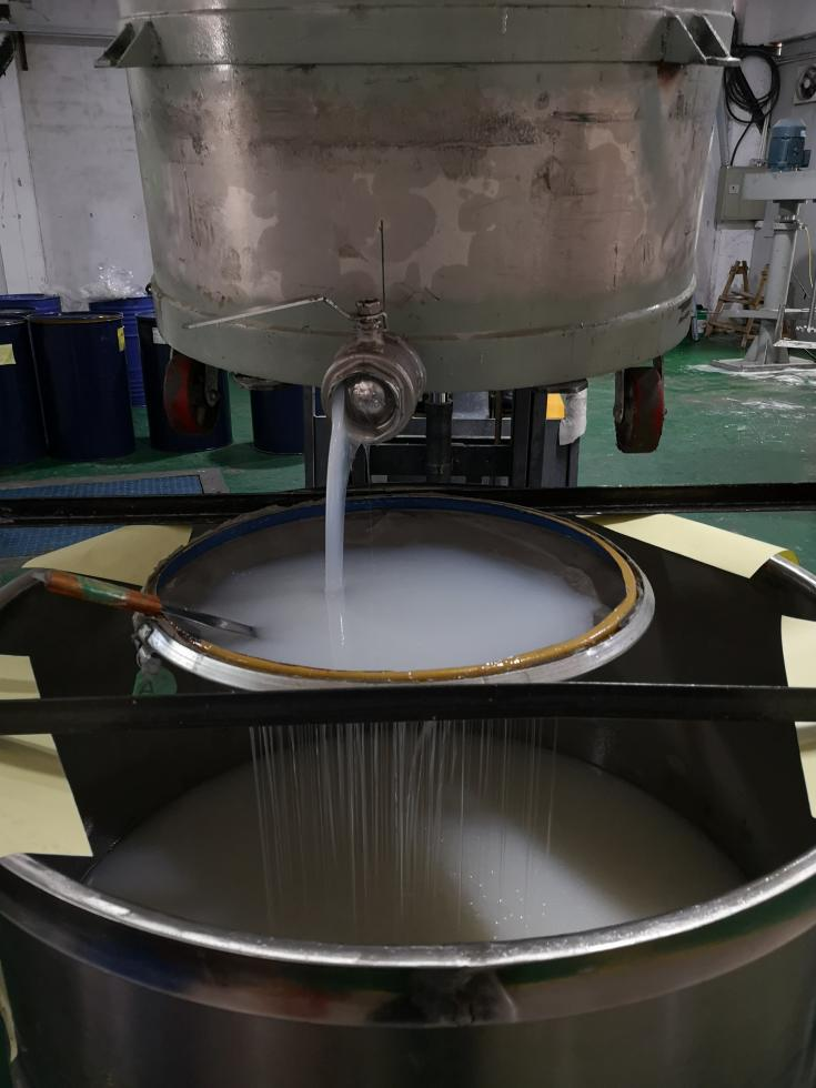 模具硅膠原料有雜質怎么辦？