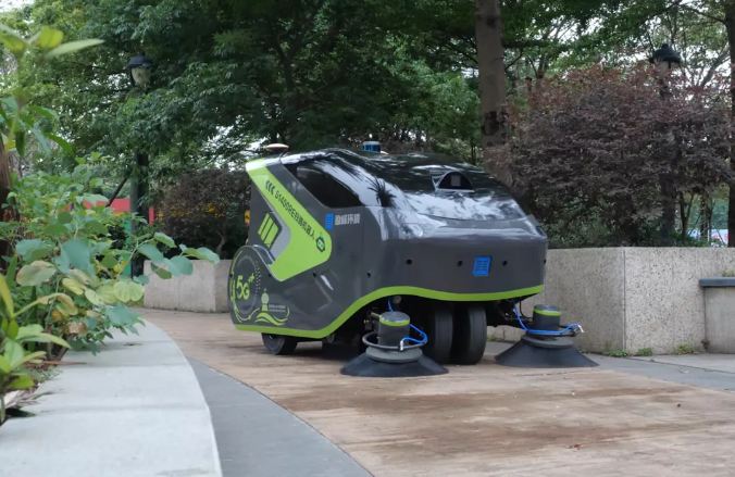 米蘭·(milan)中國官方網(wǎng)站環(huán)境5G環(huán)衛(wèi)機(jī)器人亮相2021中國創(chuàng)新創(chuàng)業(yè)成果交易會